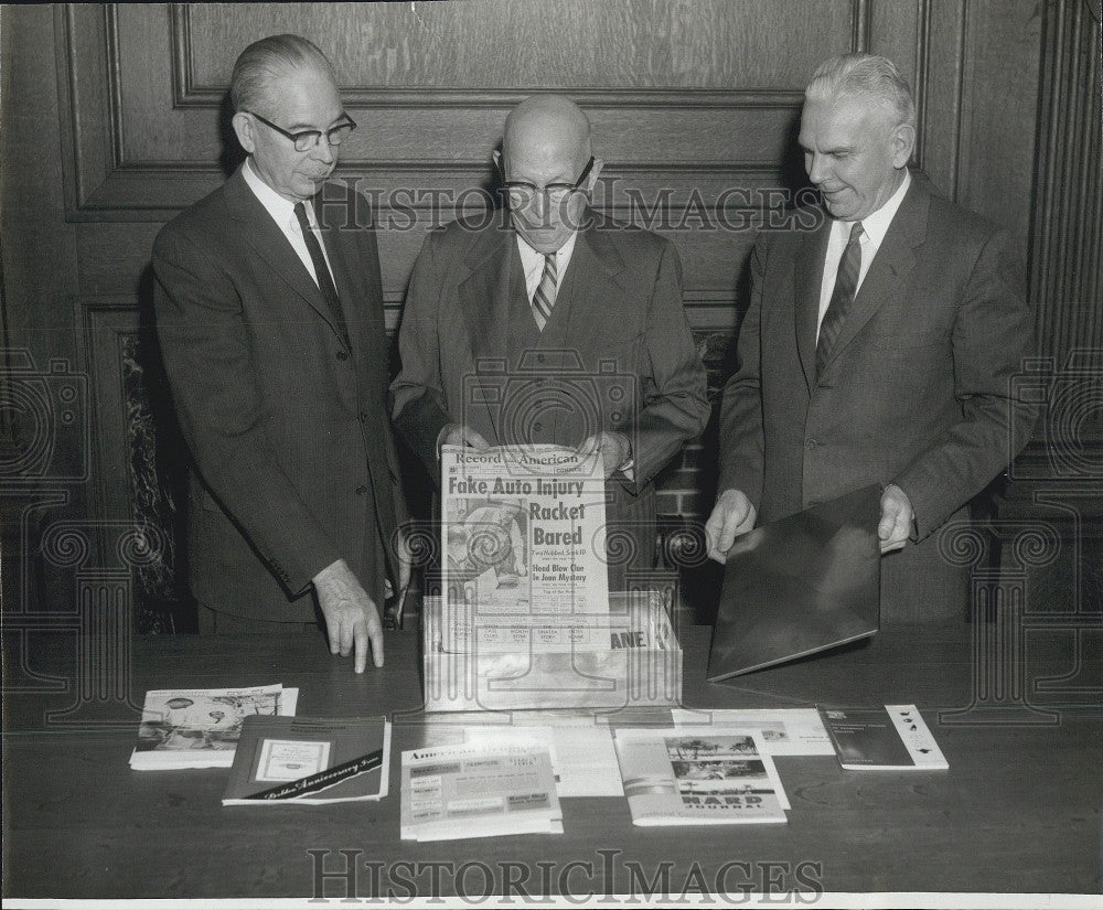 1982 Press Photo Daniel O Wolff Dean Howard Reed Newton Boston College - Historic Images