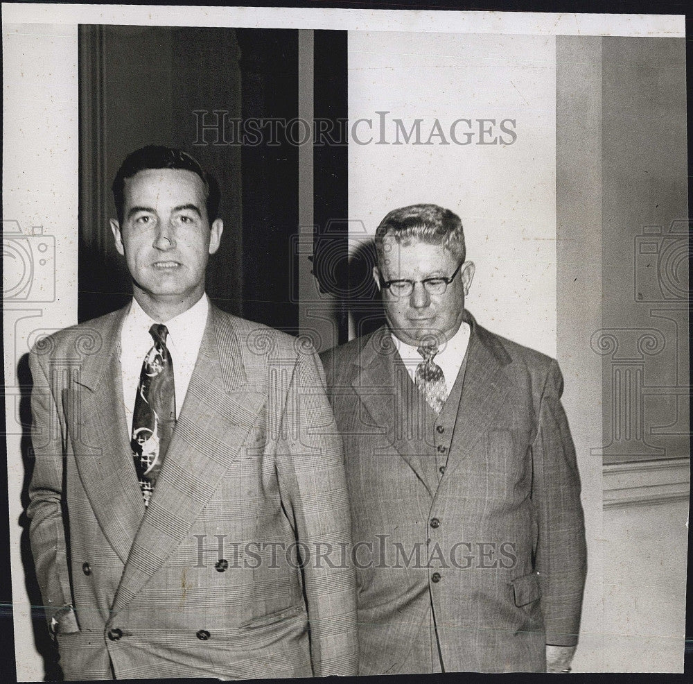 1953 Press Photo Lt Geo Nickerson &amp; Capt Wm J Morris - Historic Images