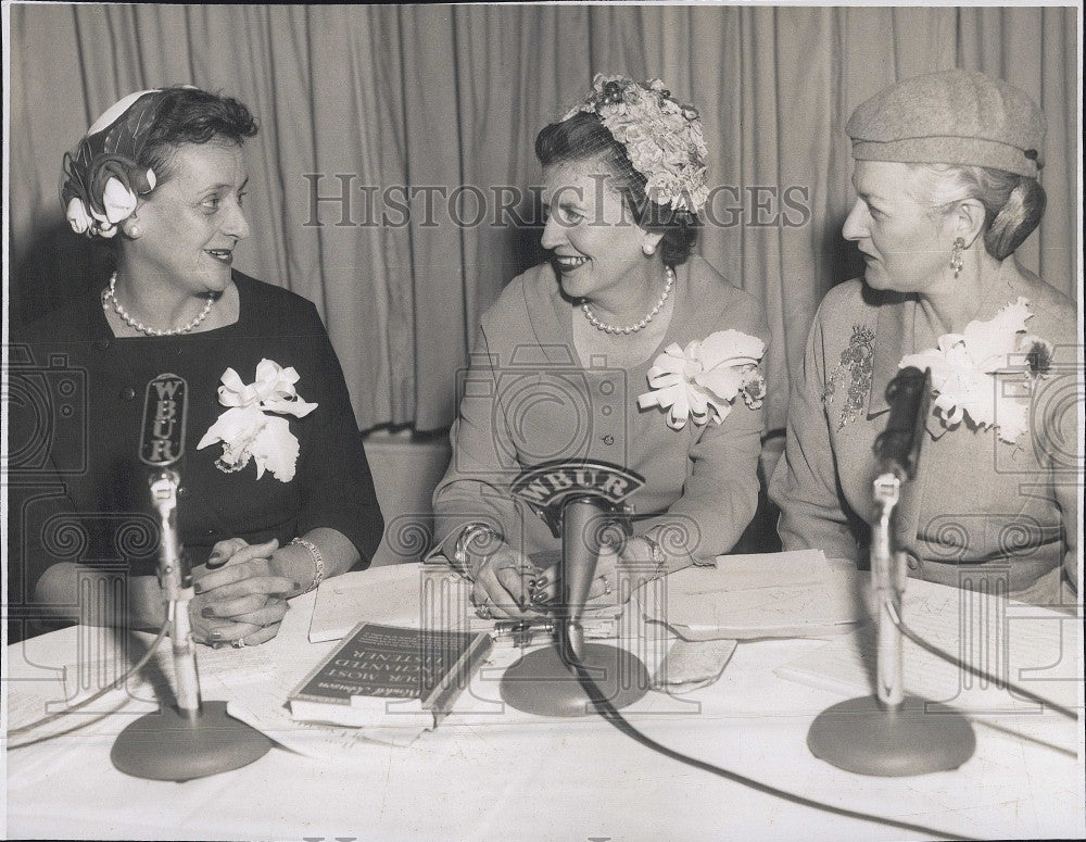 1958 Press Photo Mrs HC Case,Mrs JR Sasnett &amp; Countess As Paolozzi - Historic Images