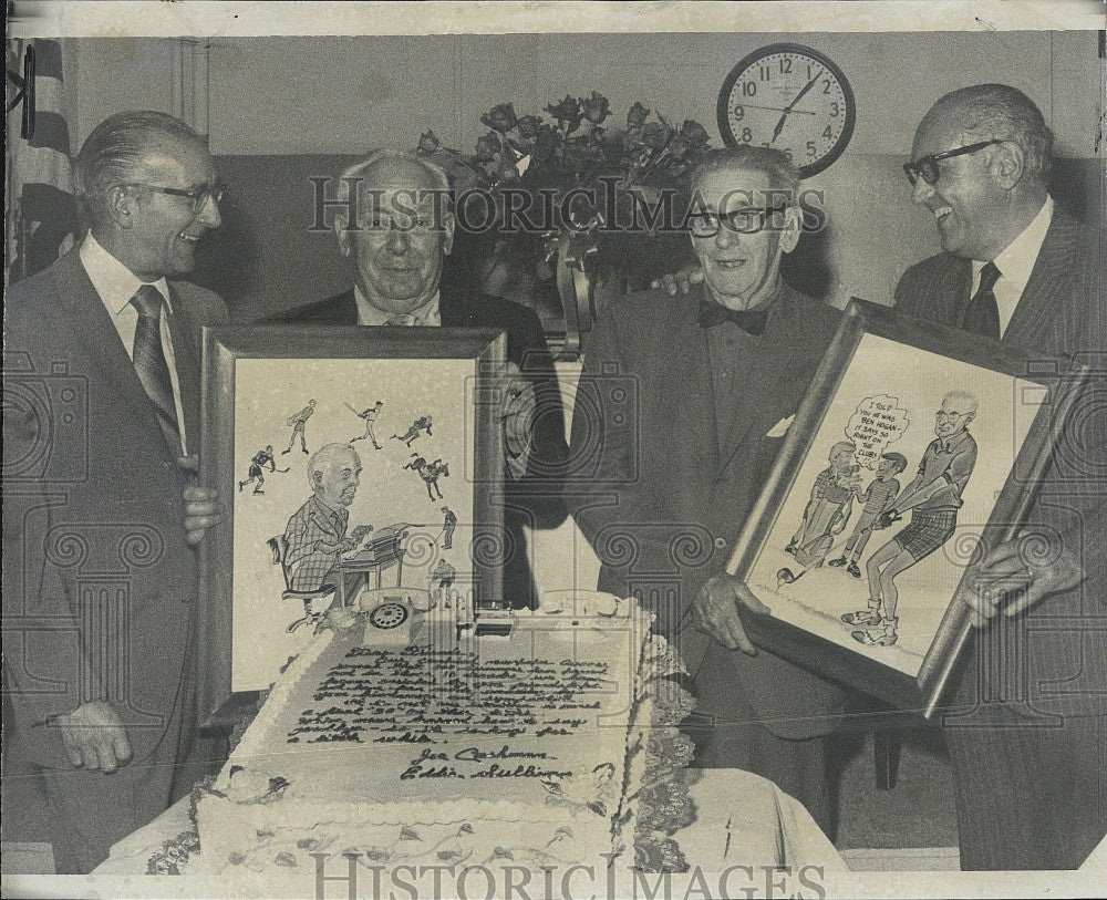 1970 Press Photo Joe Cashman &amp; other sportswriters - Historic Images