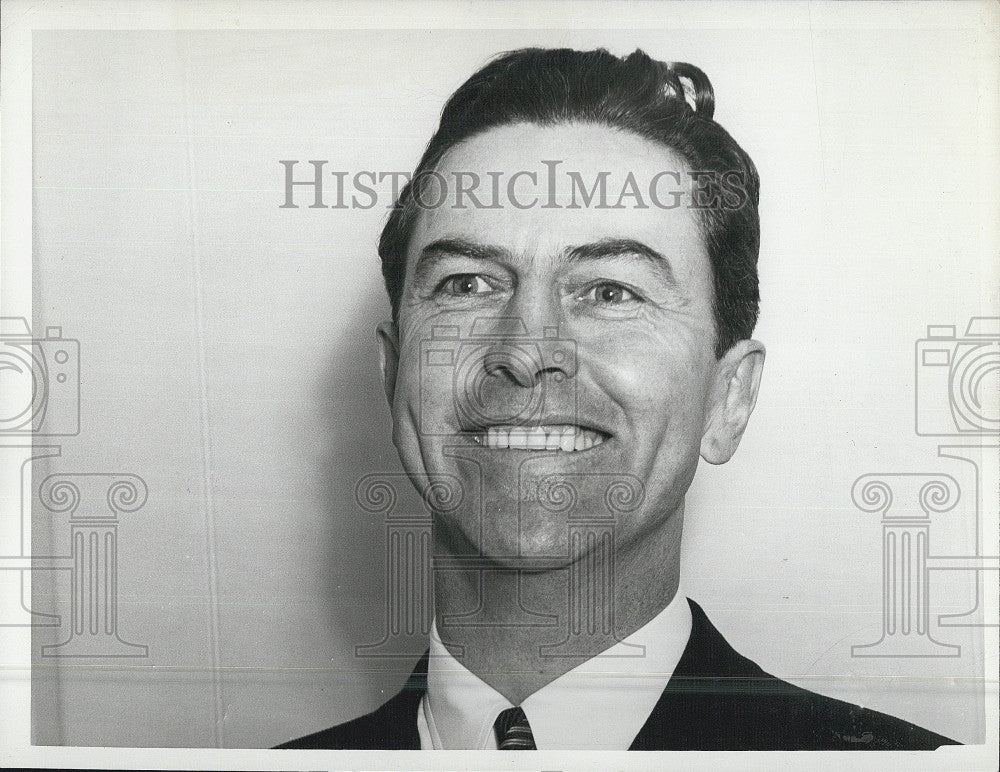 1942 Press Photo Senator Joseph E Casey - Historic Images
