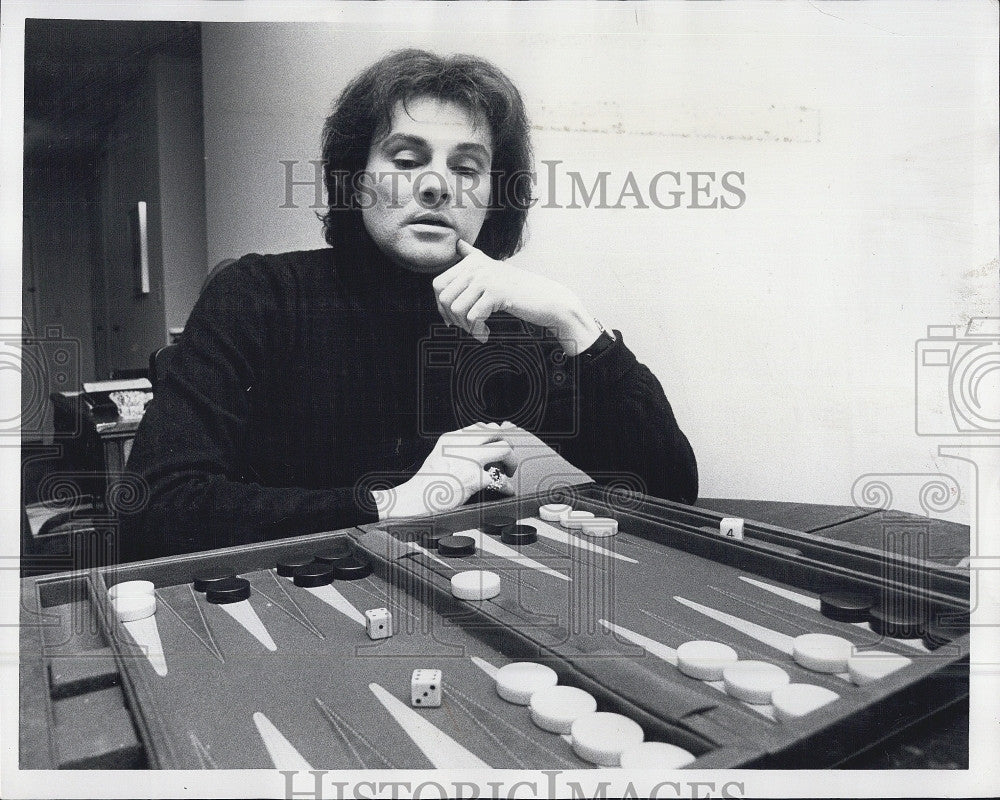 Press Photo Illusionist, Jim Baileyrelaxes - Historic Images