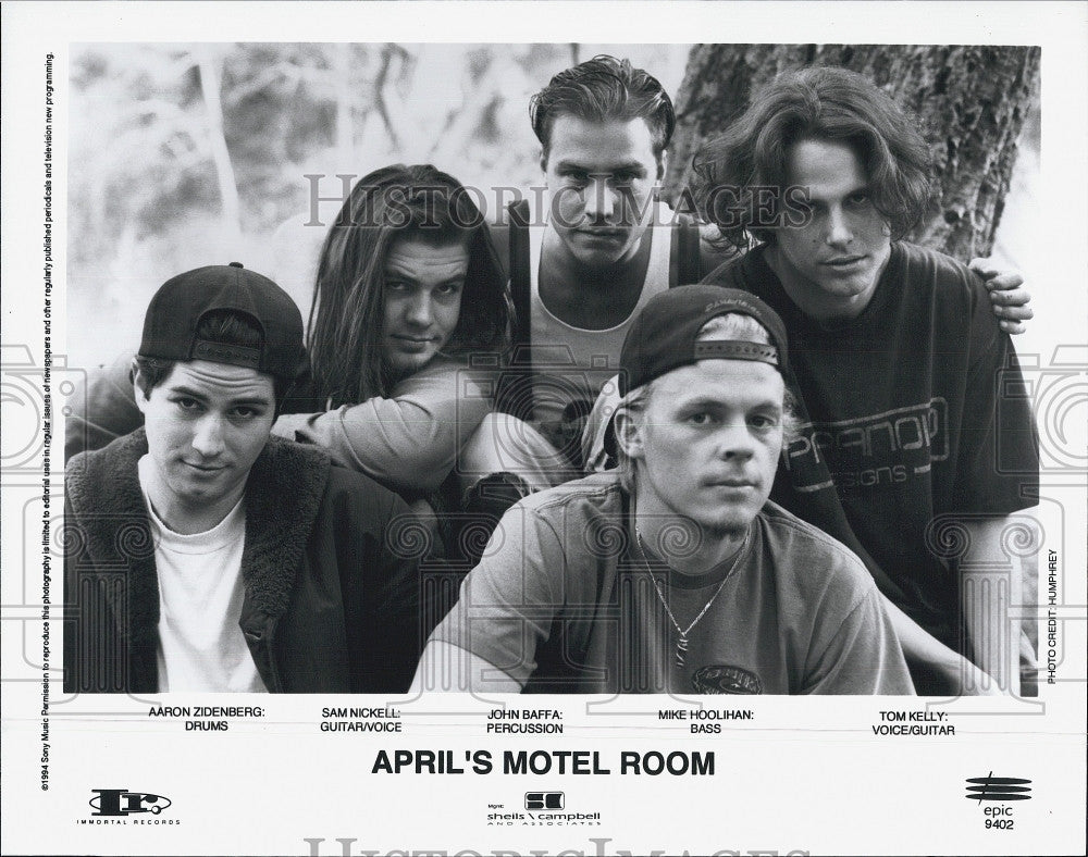 1994 Press Photo Band, April&#39;s Motel Room,A Zindenberg,S Nickell,J Baffa, - Historic Images