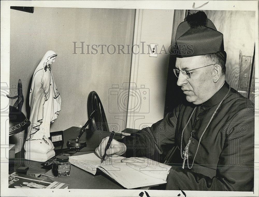 1943 Press Photo Bishop C. Leo Nelligan - Historic Images