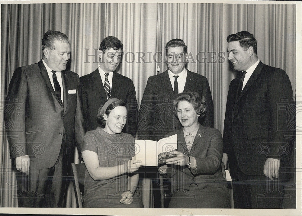 1967 Press Photo F. McDonald, Jr., Sen. B. Cohen, Mrs. M. Werlin, D. Guild - Historic Images