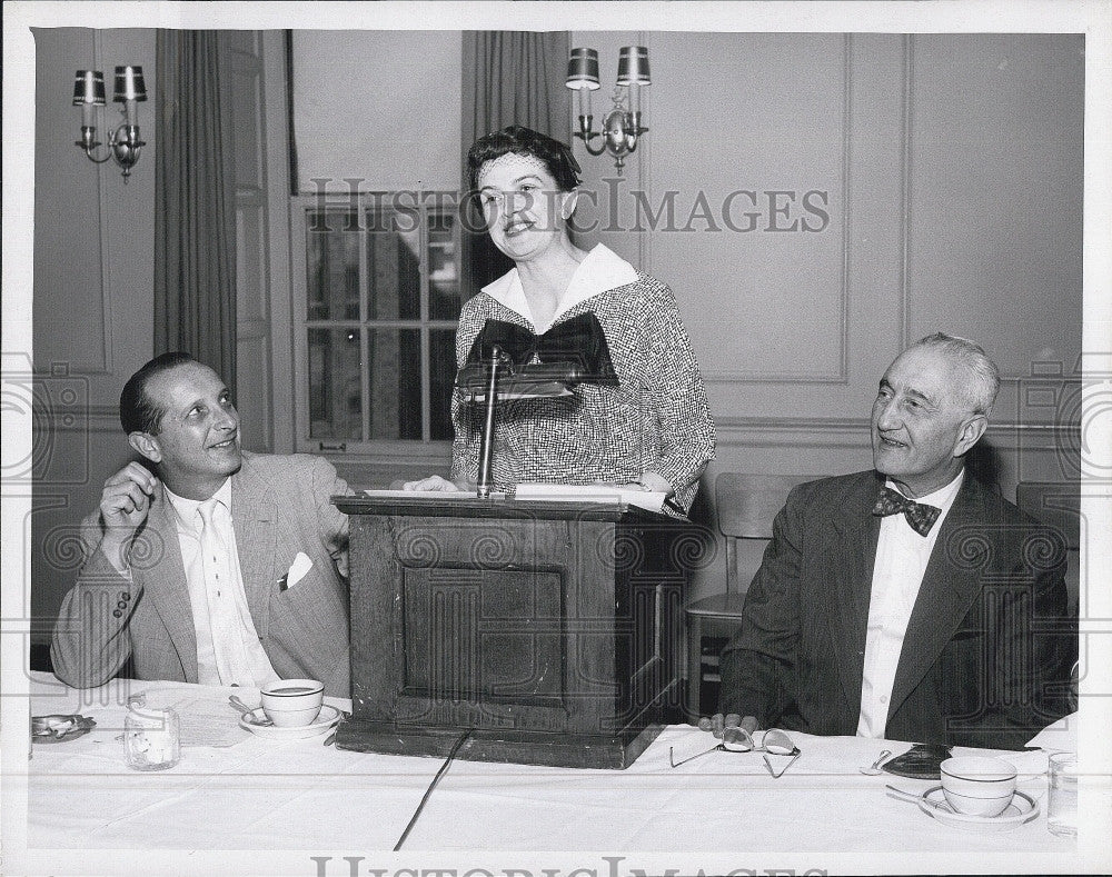 1958 Press Photo Mrs. Mary Cass, Myron Silton, Dr. Morris Cohen - Historic Images