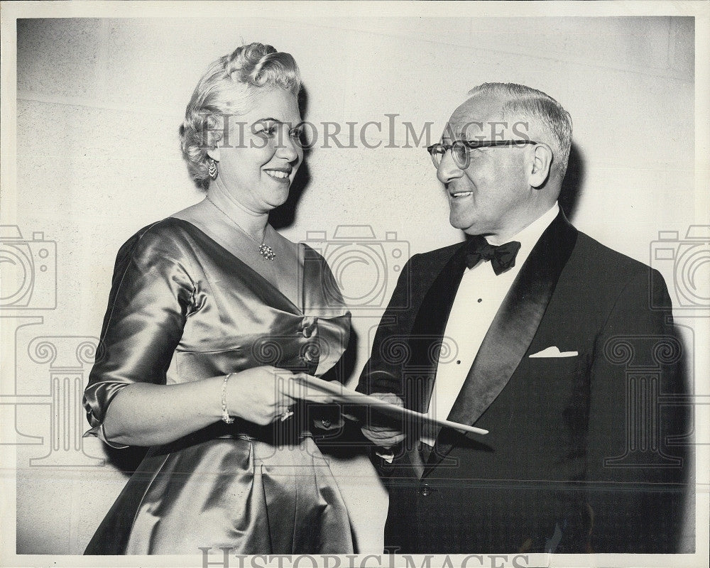 1956 Press Photo Mrs. Maxwell A. Cohen Presents Dr. Abram L. Sachar Proclamation - Historic Images