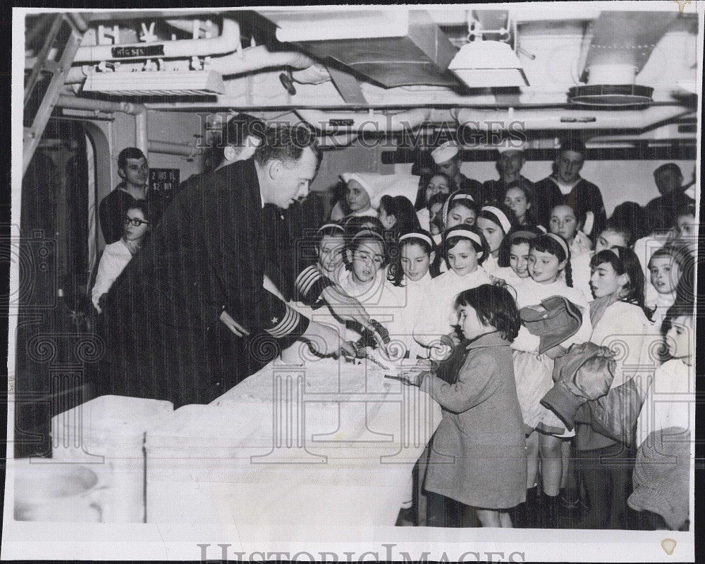 1963 Press Photo Richard G Colbert, Orphaned Children at Party Aboard USS Boston - Historic Images