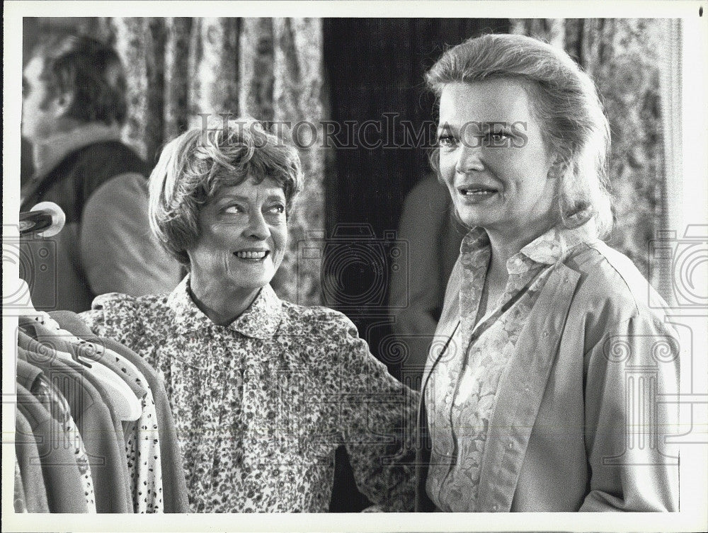 1979 Press Photo  Gena Rowlands &amp; Bette Davis &quot;Strangers:Story of Mother&amp; Daugh&quot; - Historic Images