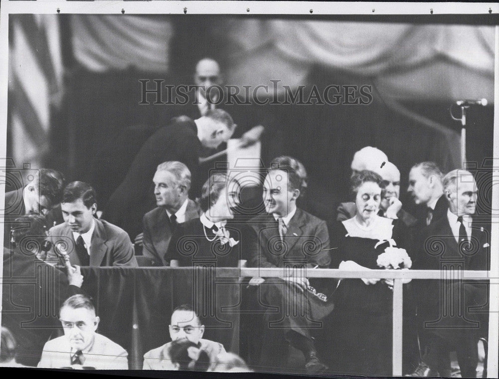 1956 Press Photo Democratic convention, Adlai Stevenson, Gov Mennen - Historic Images