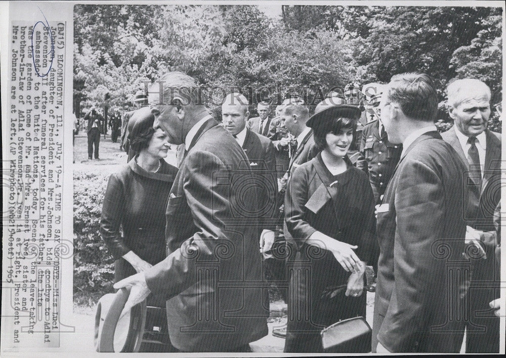 1965 Press Photo Pres Johnson &amp; Family Leave Stevenson Funeral - Historic Images