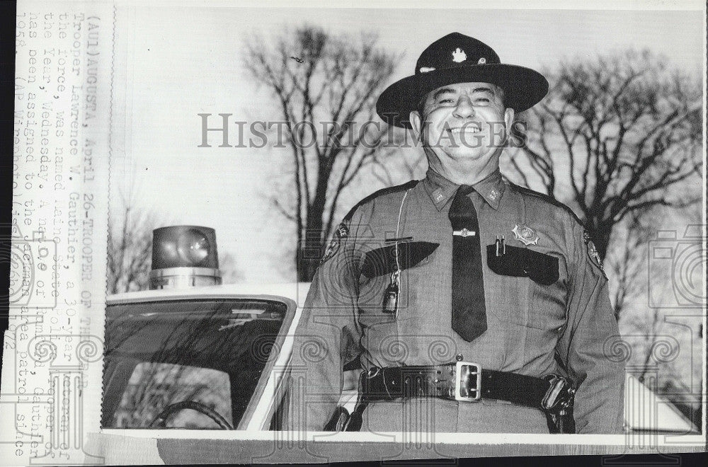 1972 Press Photo Trooper Lawrence W. Gauthier Named &quot;Trooper of the Year&quot; - Historic Images