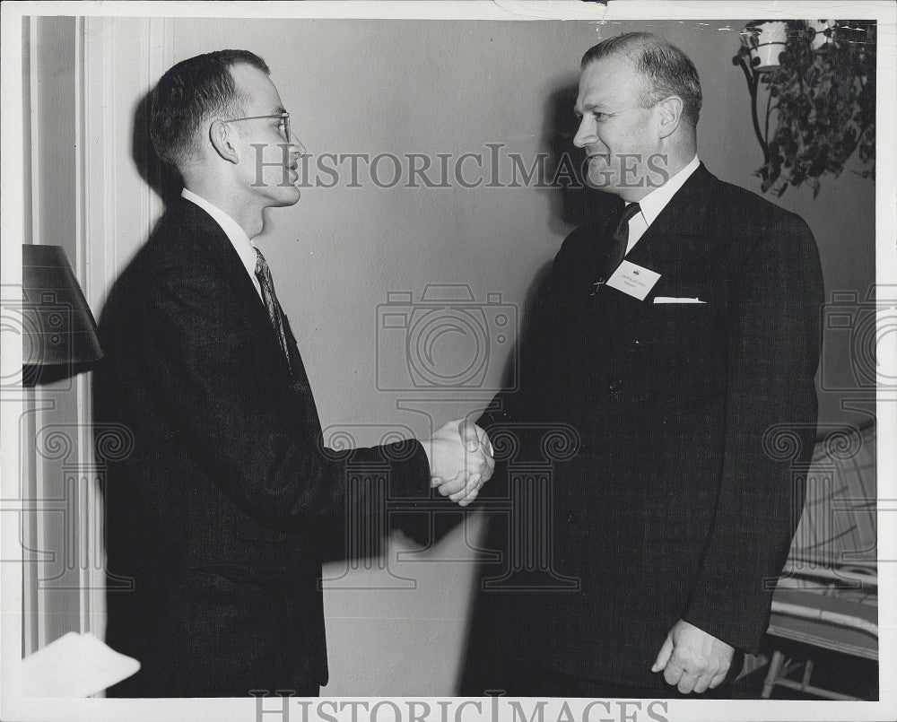 1954 Press Photo Chemiccal Engineering Student Charles Mohr Wins Scholorship - Historic Images