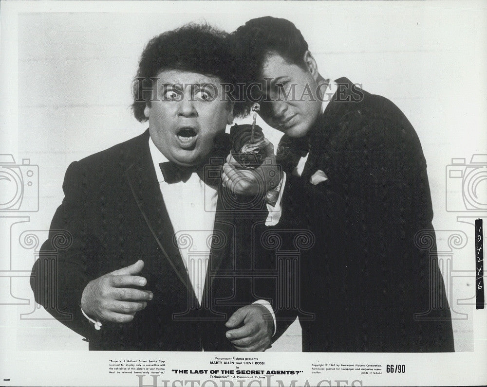 1966 Press Photo Actor Marty Allen, Steve Rossi in &quot;Last of the Secret Agents&quot; - Historic Images