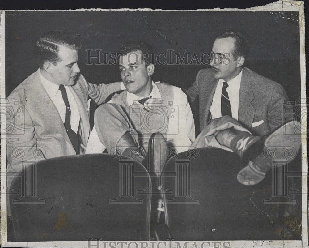 1953 Press Photo  Singer, Julius La Rosa,agent  Jack Sobol &amp; Frank Barone - Historic Images