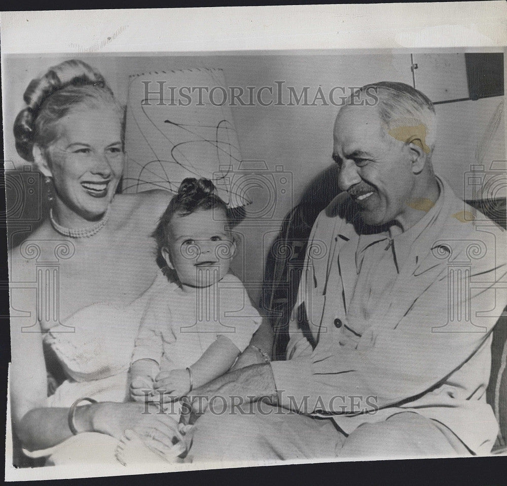 1951 Press Photo Mrs Florence Miller Redelsheimer &amp; family - Historic Images