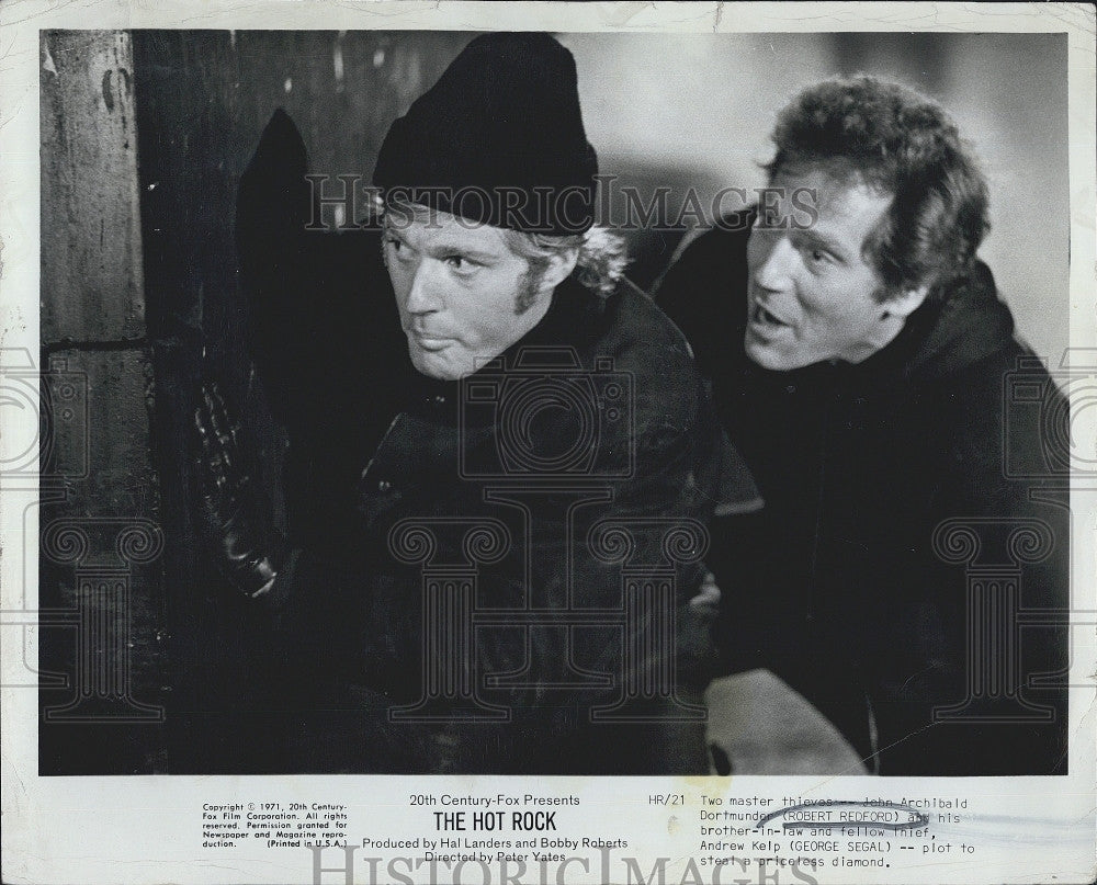 1971 Press Photo Actor Robert Redford, George Segal in &quot;The Hot Rock&quot; Film - Historic Images