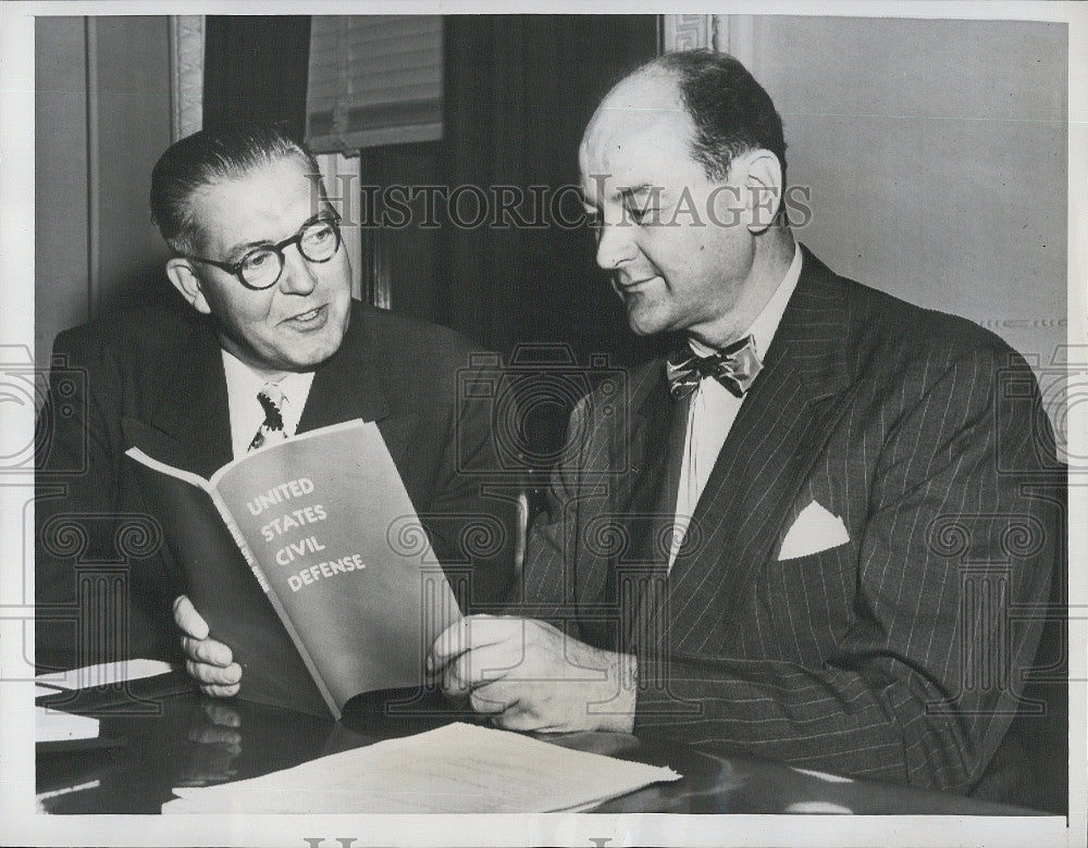 1950 Press Photo Paul Larsen Civil Defense Chief, James Wadsworth - Historic Images