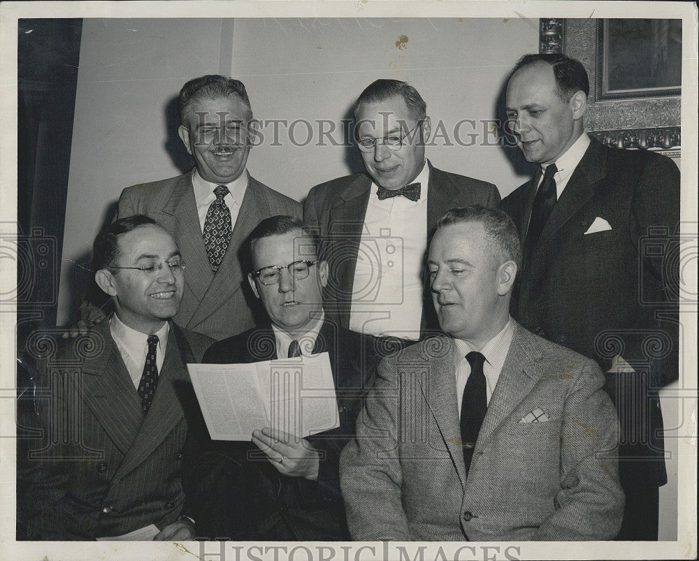 1953 Press Photo J Lapidus,E Connors,T O&#39;Leary,F Johnson,T Walsh,JJ Holtz - Historic Images