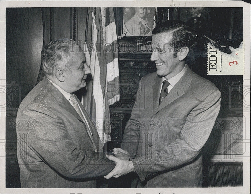 1970 Press Photo Representative Joseph Langone Speaker Bartley - Historic Images