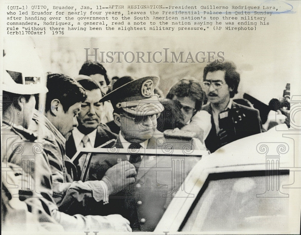 1976 Press Photo President Guillermo Rodriguez Lara Ecuador - Historic Images