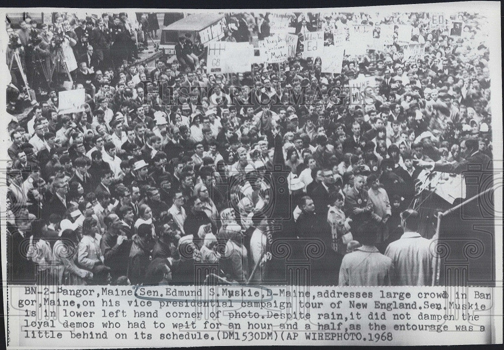 1968 Press Photo Maine Senator Edmund Muskie, Dem VP candidate at rally - Historic Images