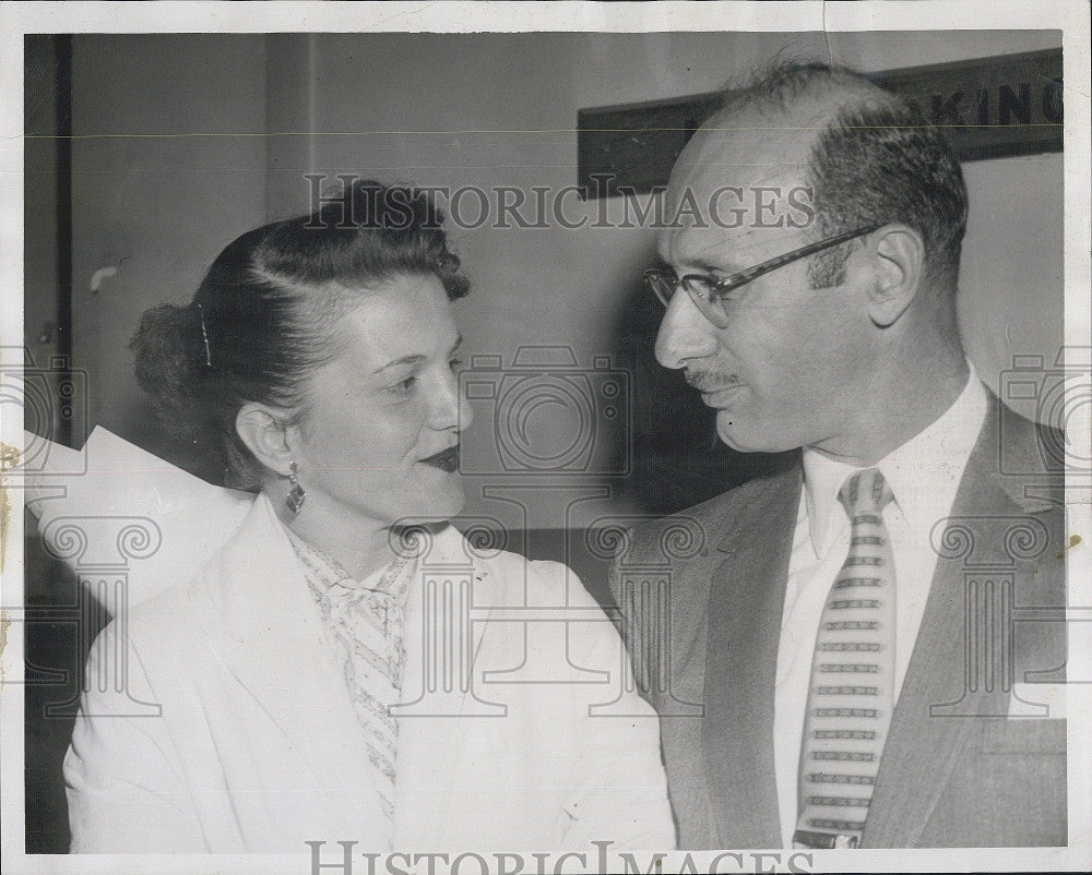 1957 Press Photo Mrs Flavia Schettino wins her divorce case - Historic Images