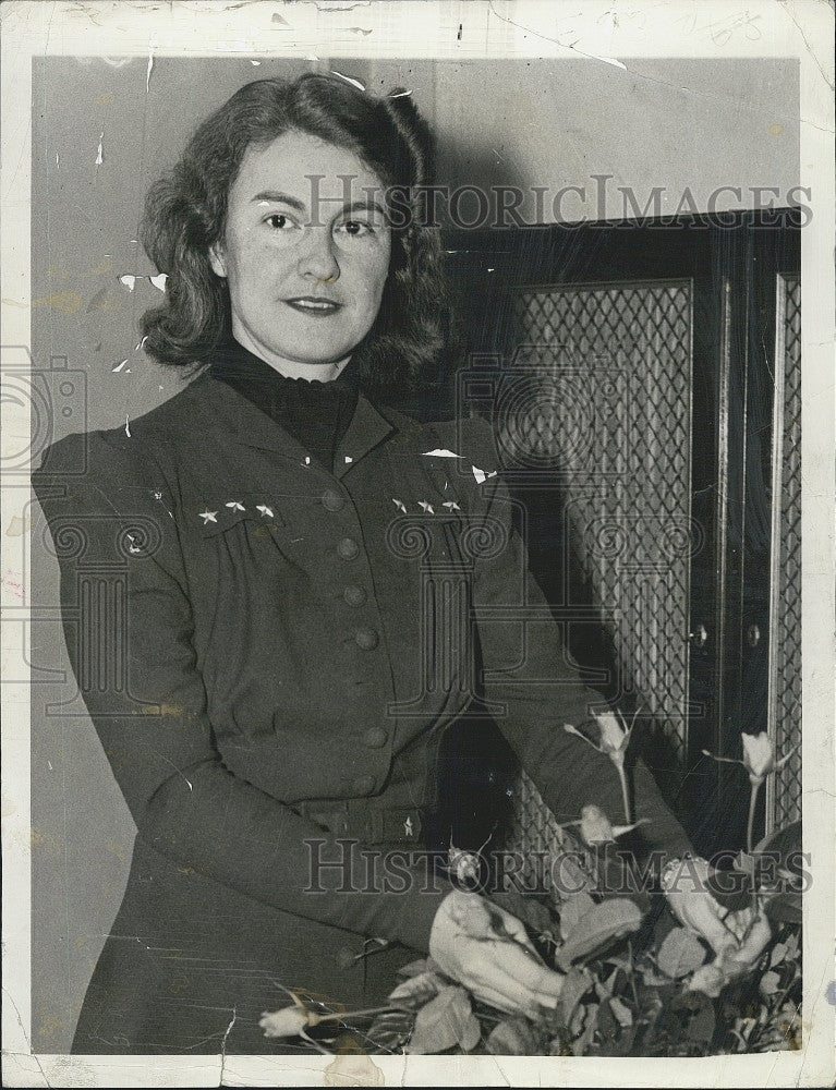 1938 Press Photo Mrs. Giles C. Stedman, wife of the commander in her home - Historic Images