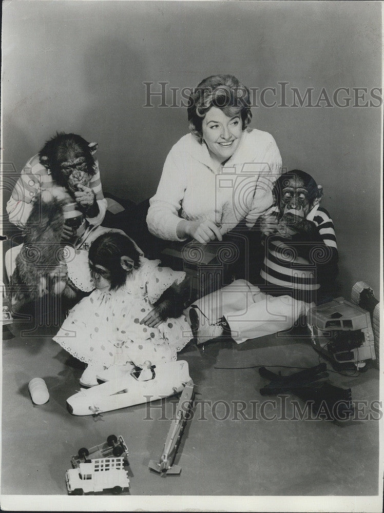 1961 Press Photo Peggy Cass &quot;The Hathaways&quot; Film Actor - Historic Images