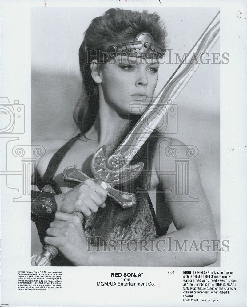 1985 Press Photo Brigitte Nielson in &quot;Red Sonja&quot; - Historic Images