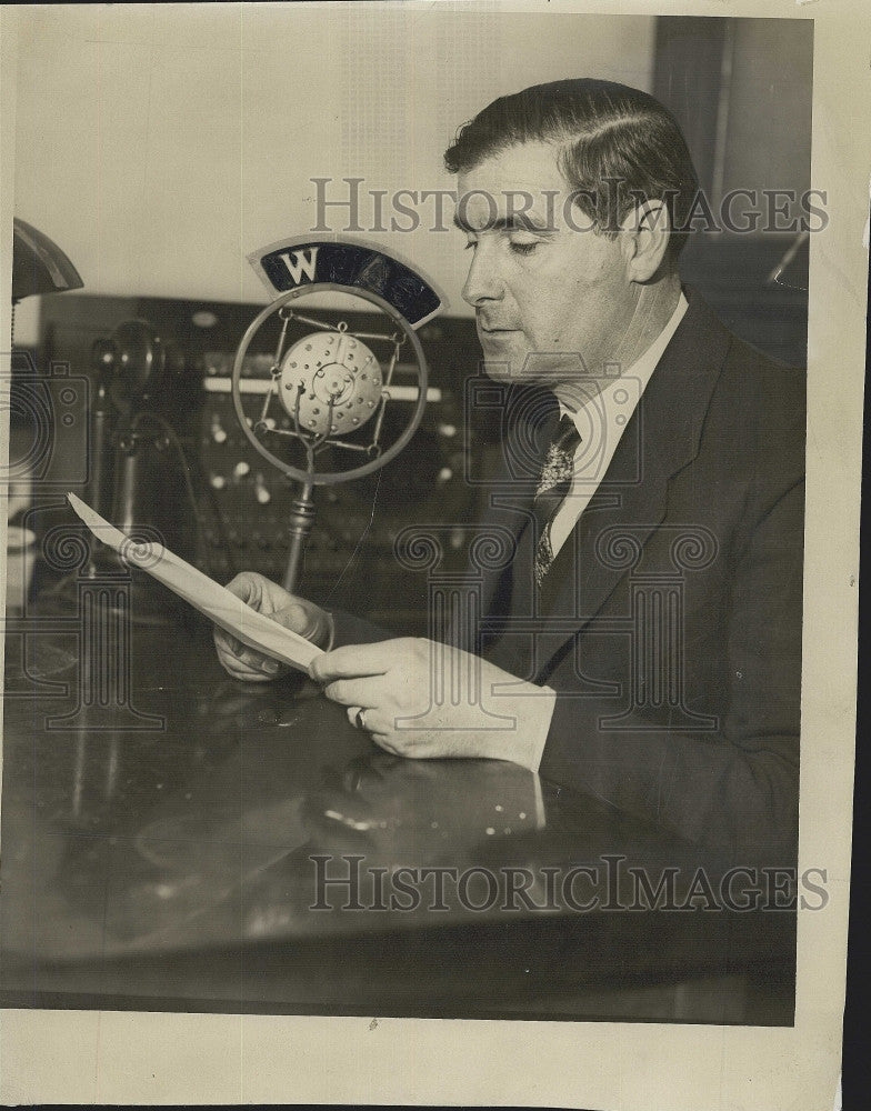 1931 Press Photo Radio broadcaster John Meade - Historic Images