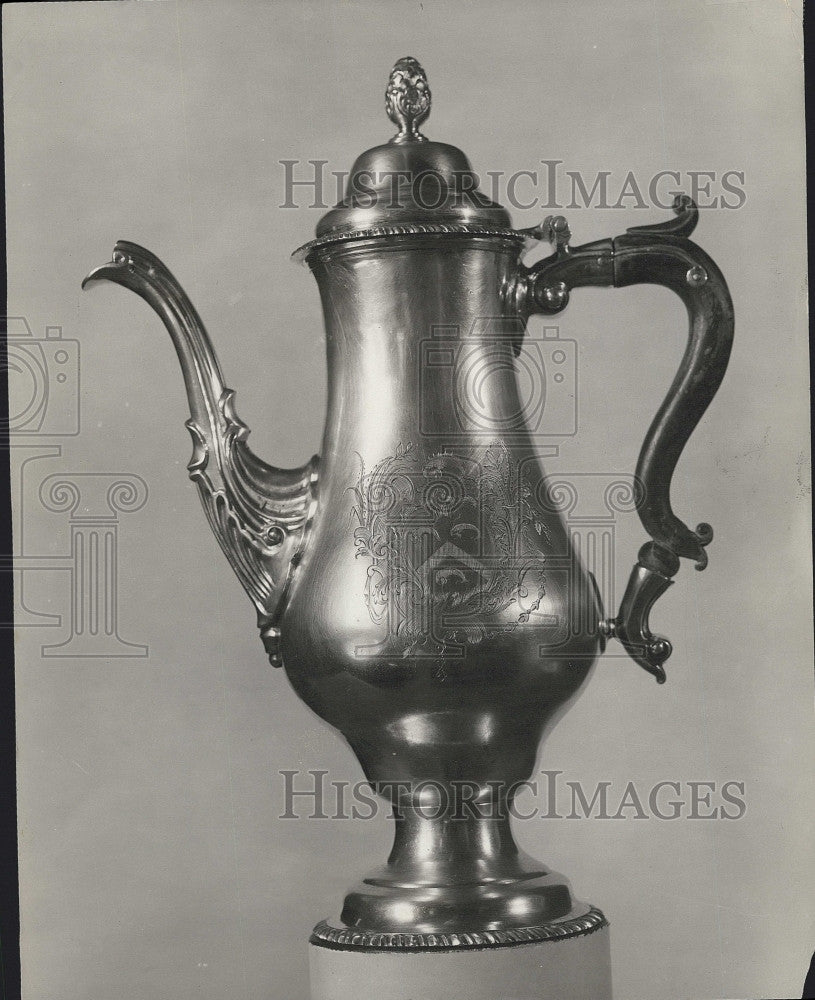1931 Press Photo Paul Revere Coffee Pot Mrs Nathaniel Thayer - Historic Images