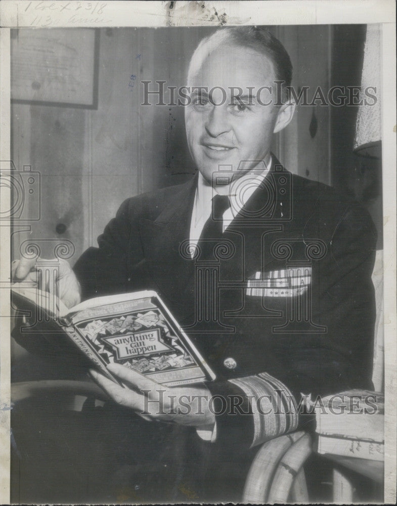 1945 Press Photo Rear Admiral TB Inglis Naval Intelligence - Historic Images