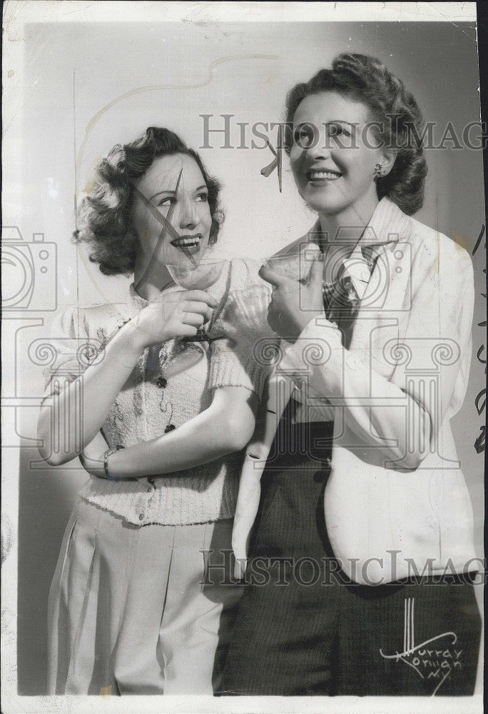 1940 Press Photo Audrey Christie and Mady Christians in &quot;Return Engagement&quot; - Historic Images