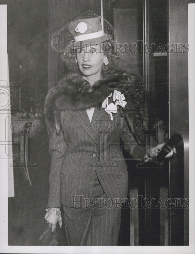 1948 Press Photo Mrs. Edward M. Pallagley - Historic Images