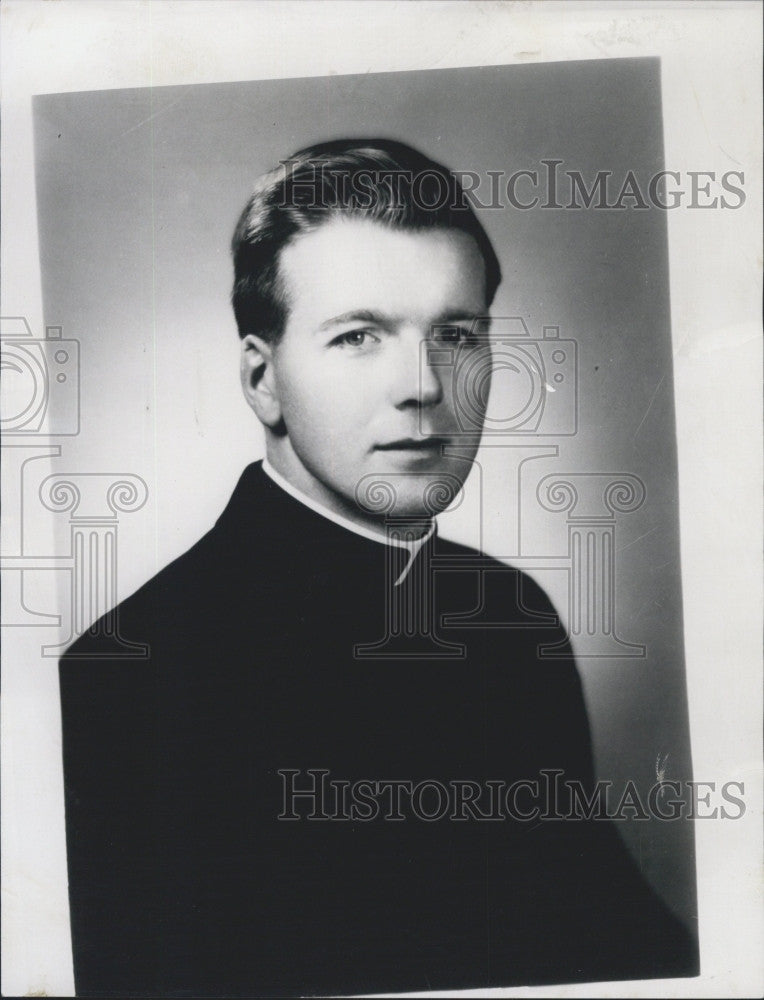 1968 Press Photo Rev. Wm. F. Maloney, Dorchester - Historic Images