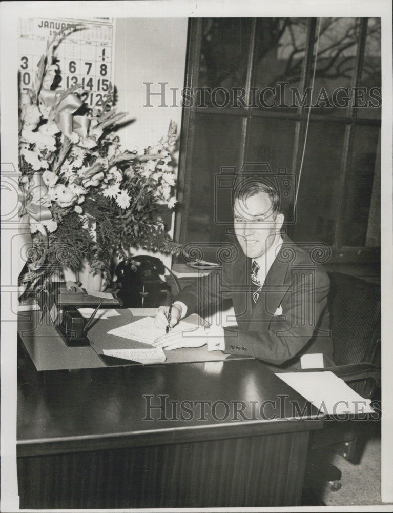 1949 Press Photo Thomas F. Duffy, Essex County Treasurer - Historic Images