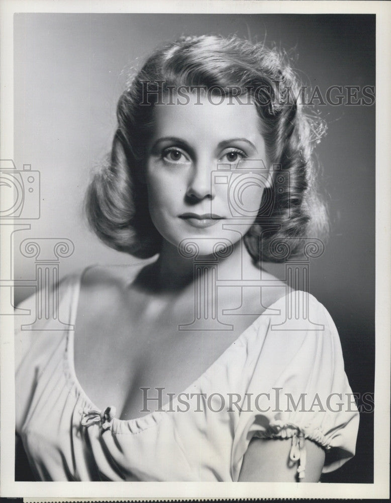 1945 Press Photo Patricia Dunlap &quot;Bachelor&#39;s Children&quot; Film Actor - Historic Images