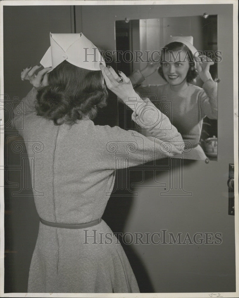 1953 Press Photo Actress Barbara Ann Dorsay - Historic Images