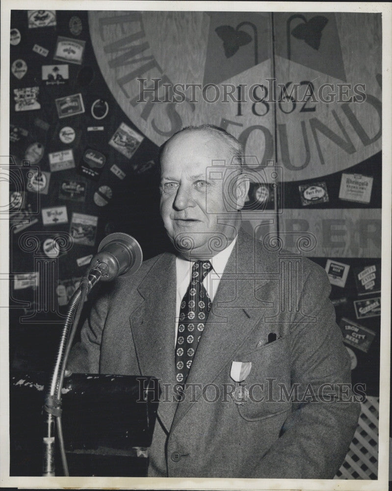 1949 Press Photo Edward Lahey, president of U.S. Brewers Foundation - Historic Images