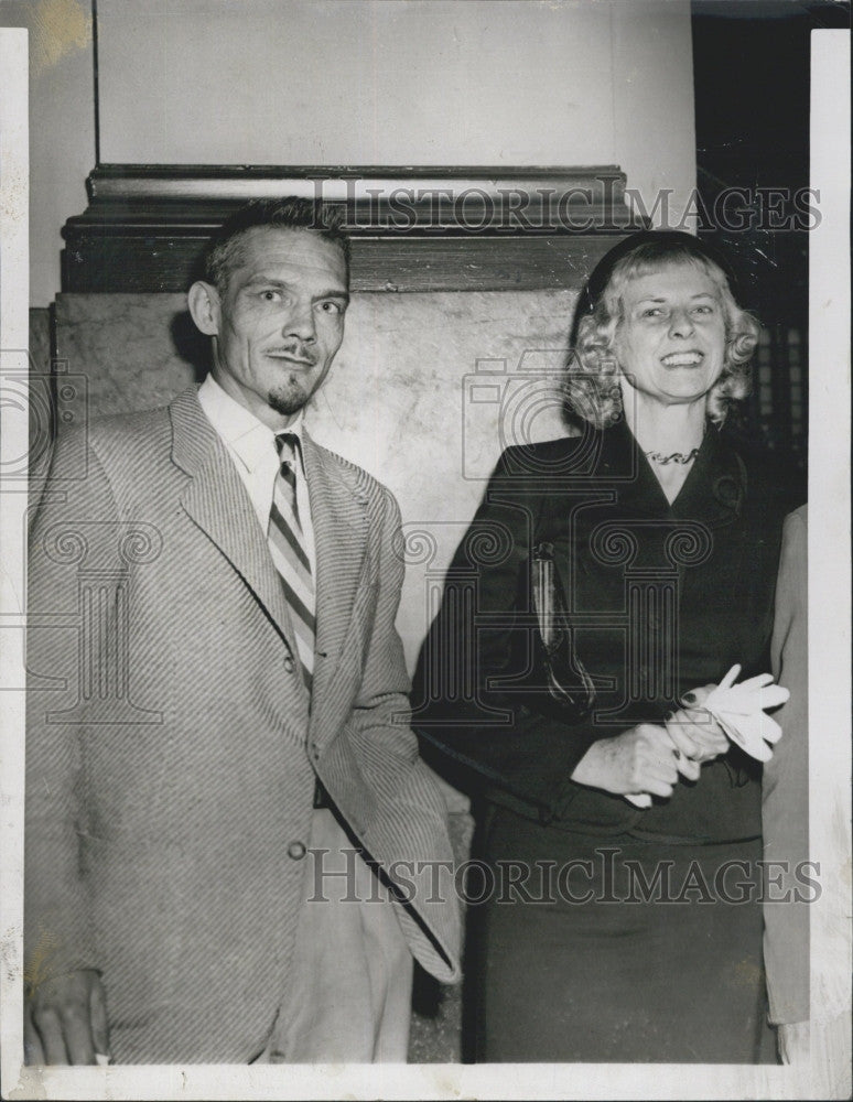 1954 Press Photo Mr. and Mrs Eberhadus Krosschell. - Historic Images