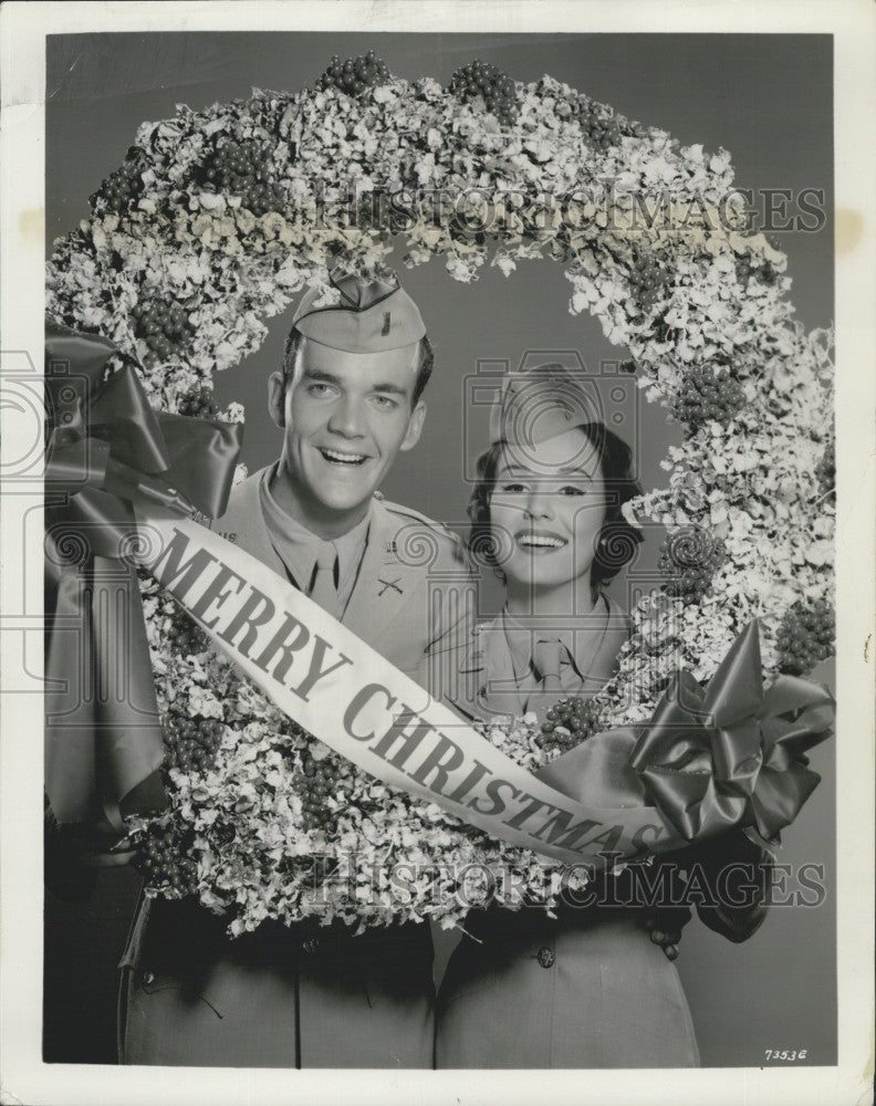 1962 Press Photo Paula Prentiss &amp; Jim Hutton Star In The Horizontal Lieutenant - Historic Images