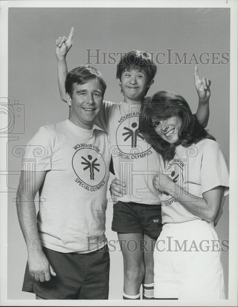 1982 Press Photo Beau Bridges, S. St. James, R. Wittman &quot;The Kid from Nowhere&quot; - Historic Images