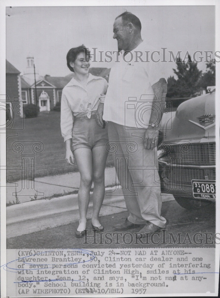 1957 Press Photo Lawrence Brantley, daughter Jean - Historic Images