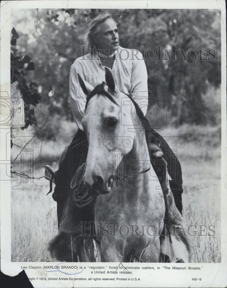 1976 Press Photo Marlon Brando Stars IN The Missouri Breaks - Historic Images