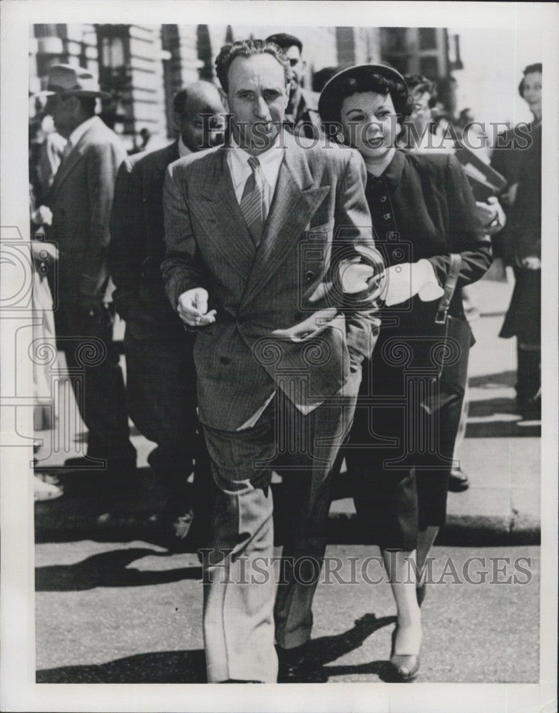 1950 Press Photo Longshore Union Leader Harry Bridges and Wife - Historic Images