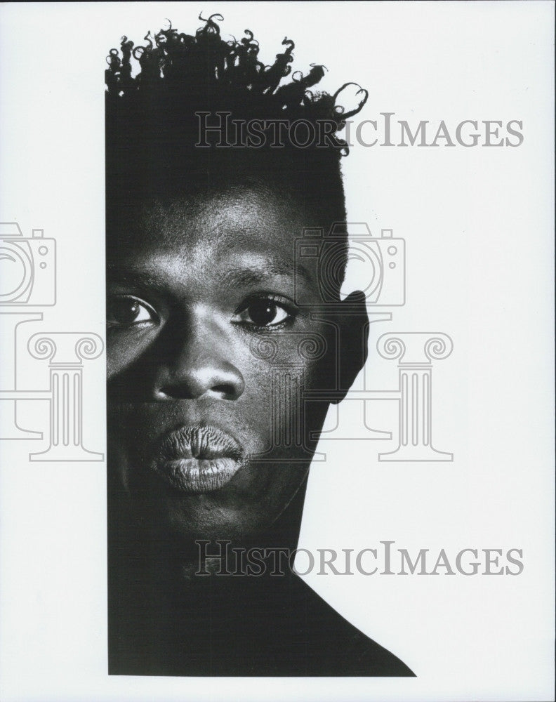 1998 Press Photo Baaba Maal Senagalese Singer and Guitarist - Historic Images