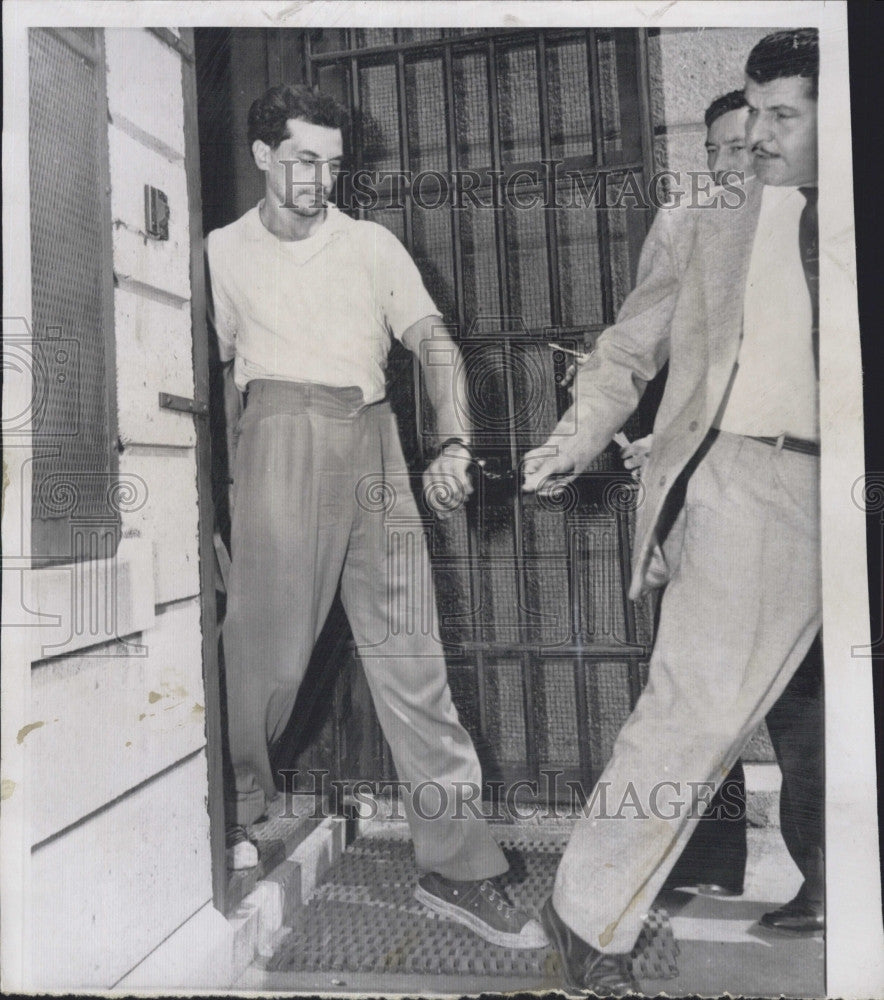 1956 Press Photo Angelo John Marcain custody  for kidnapping - Historic Images