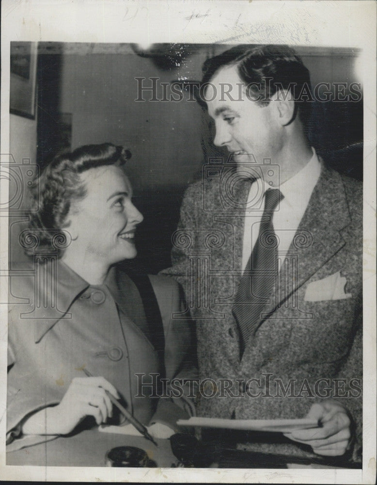 1949 Press Photo Glory Dolores Wilson & Lawrence Tibbett Jr to wed - Historic Images