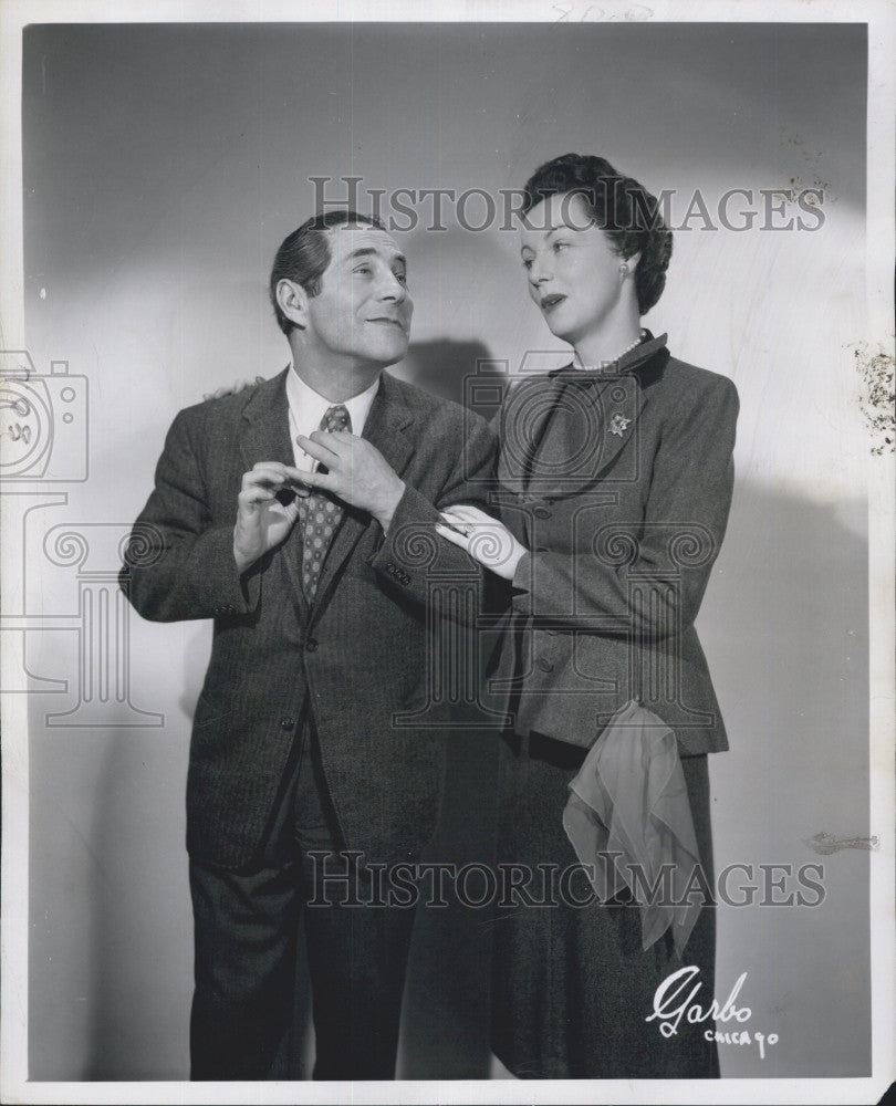 1955 Press Photo Joseph Buloff &amp; Augusta Roeland in &quot;The Fifth Season&quot; - Historic Images